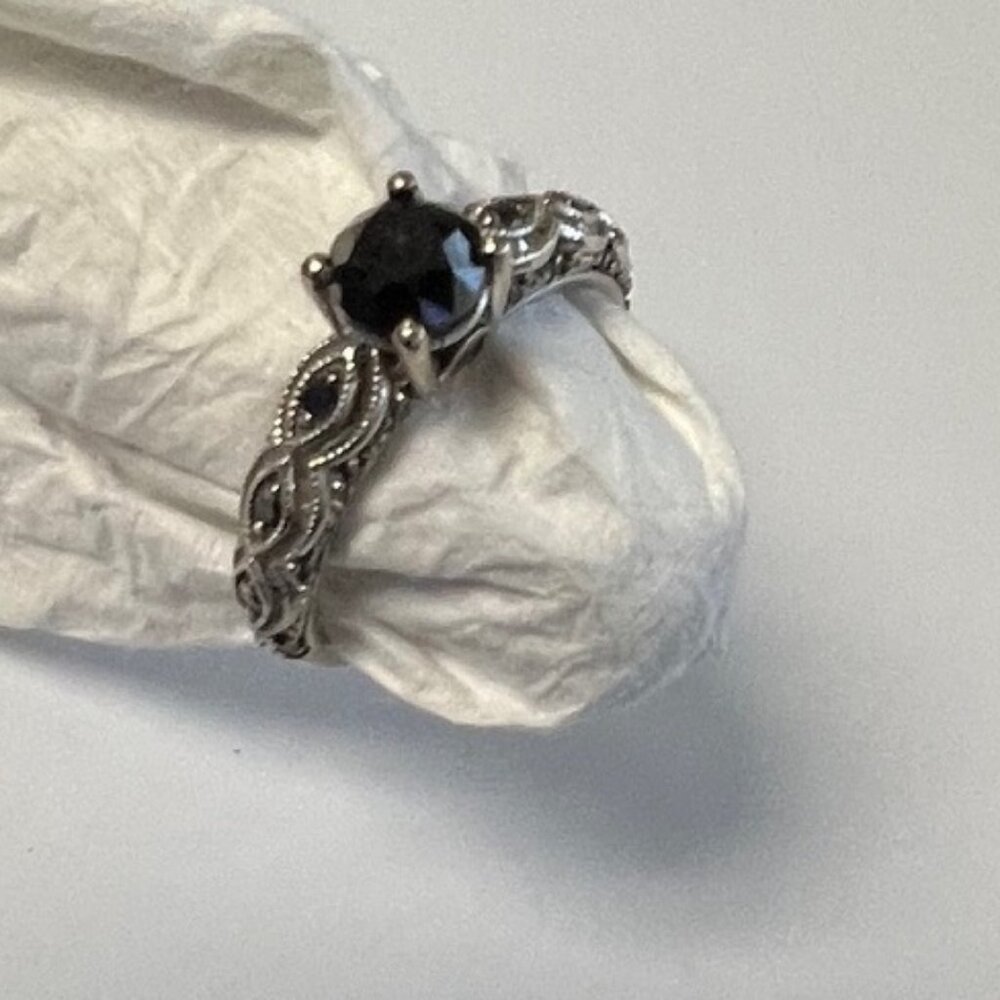 Black Diamond Engagement Ring 1 1/4 ct tw Round 10K White Gold, Size 8